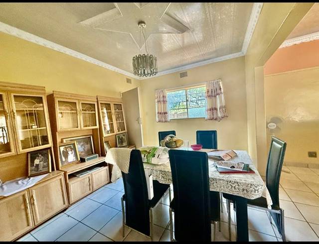 3 BEDROOM HOUSE FOR SALE IN VANDERBIJLPARK CE 3